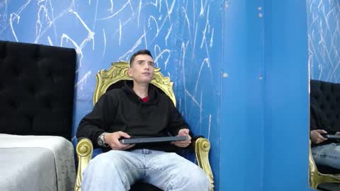 Snapshot of iam_smith_ chatting on 02.15.26 Iam Smith online show from 02.15.26