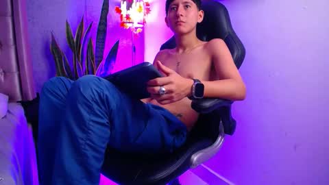 Snapshot of iam_smiths chatting on 03.03.26 I A M S M I T H S online show from 03.03.26