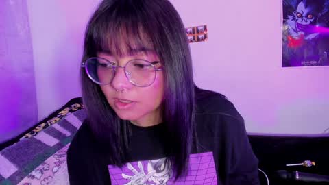 Snapshot of iam_zoechan chatting on 12.10.24 Zoe 3 online show from 12.10.24