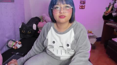 Snapshot of iam_zoechan chatting on 01.29.25 Zoe 3 online show from 01.29.25