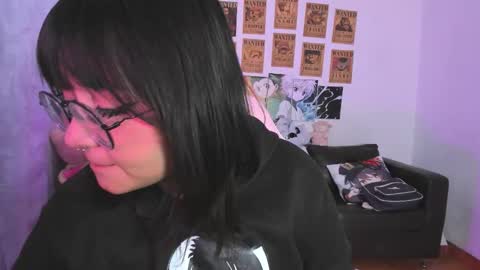 Snapshot of iam_zoechan chatting on 10.01.25 Zoe 3 online show from 10.01.25