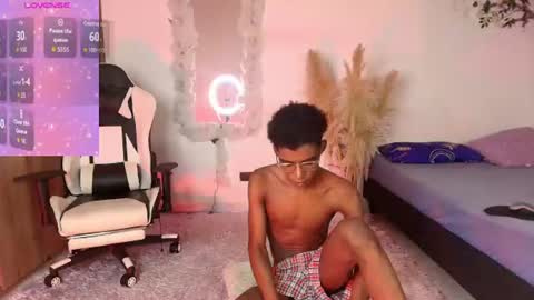 Snapshot of iamandrey_ chatting on 06.18.26 iamandrey_ online show from 06.18.26