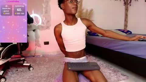 Snapshot of iamandrey_ chatting on 06.19.26 iamandrey_ online show from 06.19.26