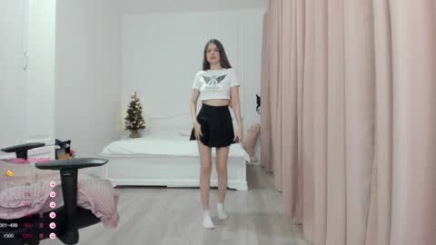 Snapshot of iamcassidy chatting on 12.21.24 Cassie STREAMS HERE EVERYDAY online show from 12.21.24