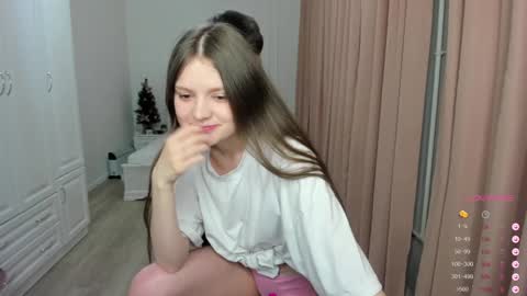 Snapshot of iamcassidy chatting on 12.31.24 Cassie STREAMS HERE EVERYDAY online show from 12.31.24