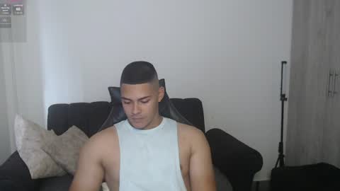 Snapshot of iamdylan777 chatting on 06.26.26 Dylan independent model online show from 06.26.26