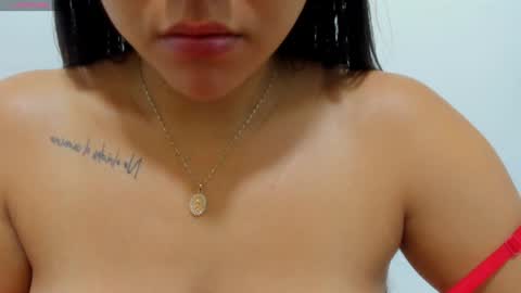 Snapshot of iamevaaa chatting on 12.15.24 Eva online show from 12.15.24