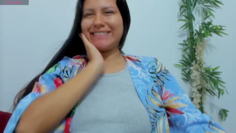 Snapshot of iamevaaa chatting on 01.26.25 Eva online show from 01.26.25