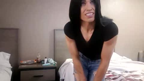 Joslynn online show from 01.06.25