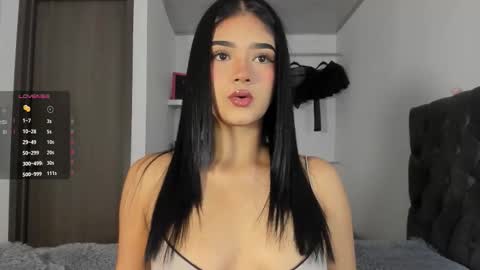    online show from 12.03.25