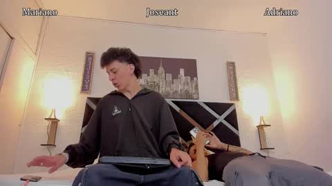 Mariano online show from 09.10.25