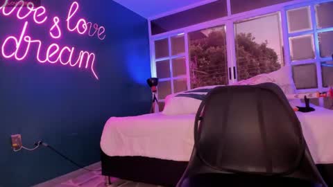 Nayuta online show from 02.25.25