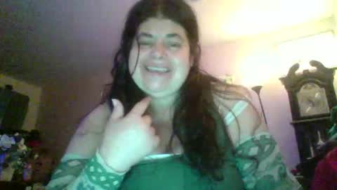 Snapshot of iamproprojectcandysugarbaby chatting on 10.17.25 I LOVE MY COCONUT EAT MY COCONUTS online show from 10.17.25