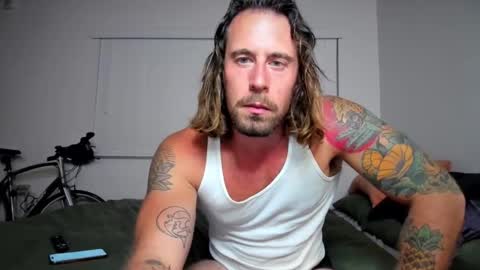 Snapshot of iamtarzan91 chatting on 12.17.25 Iamtarzan91 online show from 12.17.25