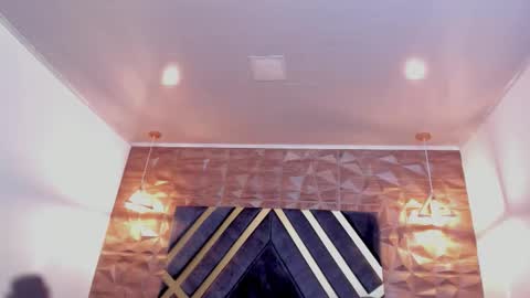 IAN CASTILLO online show from 02.04.26