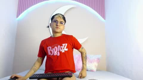 ian_storm online show from 04.25.26