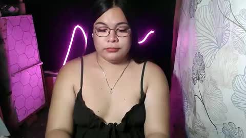 Snapshot of iana_whorexxx chatting on 04.16.26 iana online show from 04.16.26