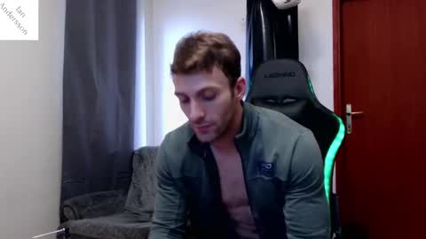 Snapshot of ianandersson27 chatting on 02.03.25 Ian Andersson online show from 02.03.25