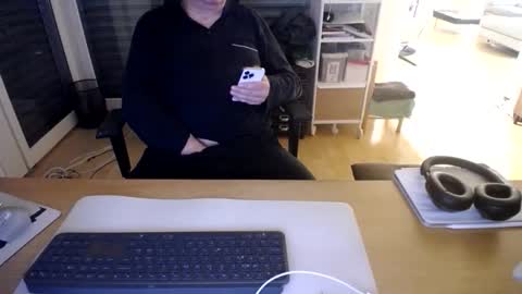 iandy12 online show from 03.08.26