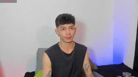 Snapshot of ianlark chatting on 05.20.26 Ian Lark online show from 05.20.26