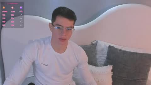Snapshot of ianmancini chatting on 06.03.26 ianmancini online show from 06.03.26