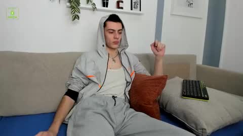 Snapshot of iann_martinez chatting on 01.14.26 Ian Martinez online show from 01.14.26