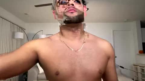 Snapshot of ianrijos01 chatting on 10.16.25 DickFixx online show from 10.16.25