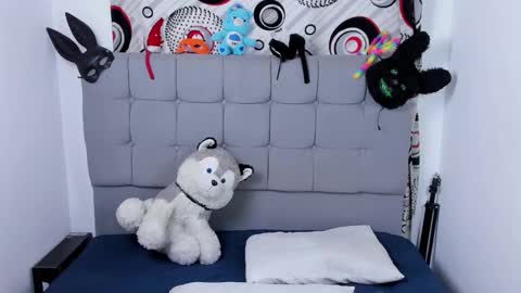 Camila online show from 12.03.25