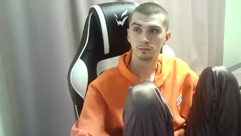 MAX online show from 02.11.25