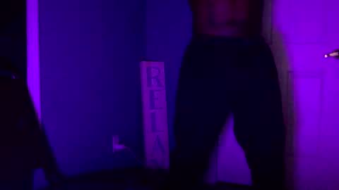 Snapshot of iceecloudz chatting on 10.16.25 Shomeagudtyme online show from 10.16.25