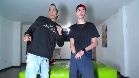 THOMAS AND DAMIAND online show from 10.16.25