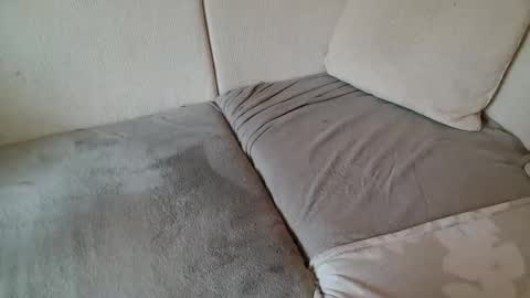 Snapshot of ich_hh chatting on 02.13.25 SnowTiger online show from 02.13.25