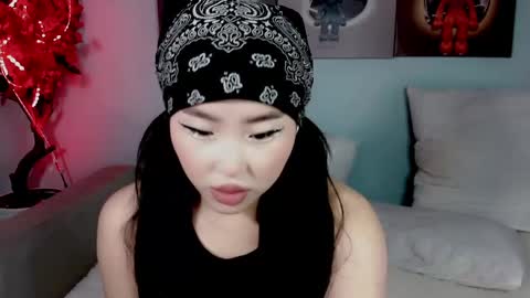 Snapshot of ichiben chatting on 12.05.24 ichiben online show from 12.05.24