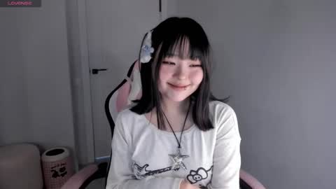 Hitomi   online show from 11.26.25