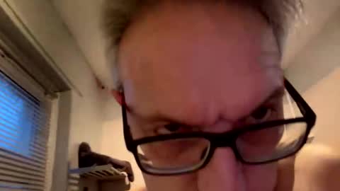 icums4u online show from 12.15.25