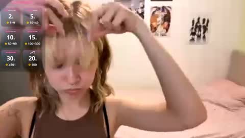 Snapshot of idellwold chatting on 05.04.26 Sarah online show from 05.04.26