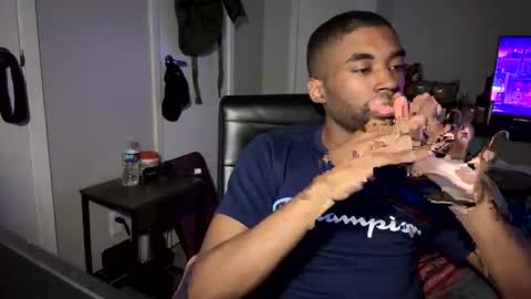 Snapshot of idropbabies chatting on 12.30.24 UNO online show from 12.30.24