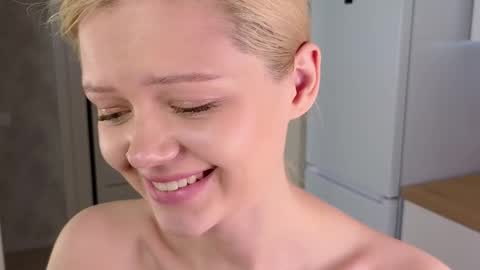 Lisa online show from 03.04.25