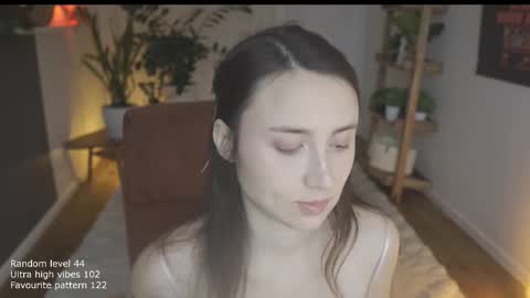 Snapshot of ifyouleave chatting on 11.25.25 Belle online show from 11.25.25