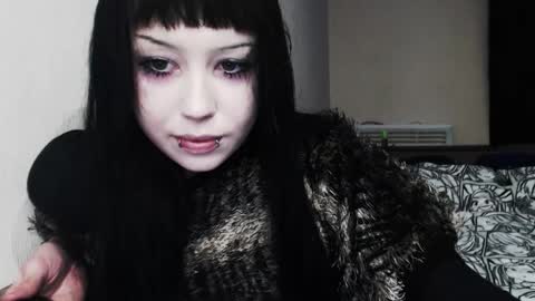 iiiiiiis online show from 12.21.25