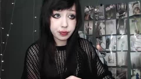 Snapshot of iiiiiiis chatting on 06.10.26 iiiiiiis online show from 06.10.26