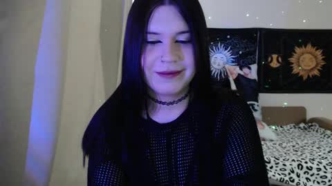 Snapshot of iintimate_flesh chatting on 05.16.26 Vella online show from 05.16.26
