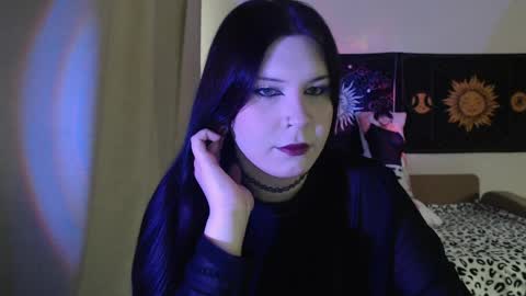 Snapshot of iintimate_flesh chatting on 05.24.26 Vella online show from 05.24.26