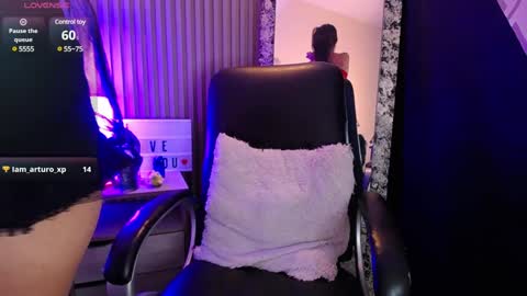 Isa online show from 02.04.25