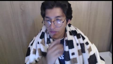 Snapshot of ikyan_nc chatting on 12.03.25 ikyan_nc online show from 12.03.25