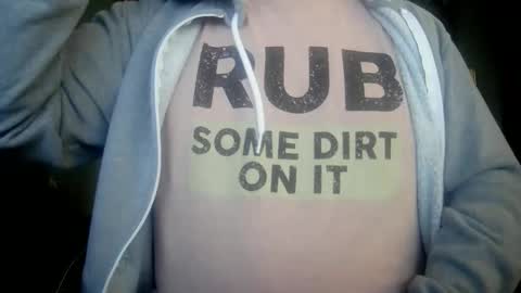 Snapshot of il_undercover chatting on 02.16.26 il_undercover online show from 02.16.26