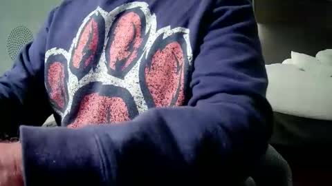 Snapshot of il_undercover chatting on 02.26.26 il_undercover online show from 02.26.26