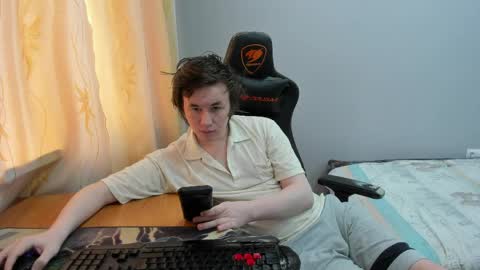 Snapshot of iliaskrislove chatting on 04.21.26 iliaskris online show from 04.21.26