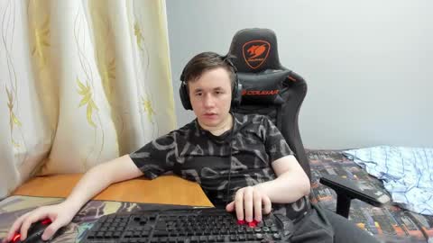 Snapshot of iliaskrislove chatting on 05.26.26 iliaskris online show from 05.26.26