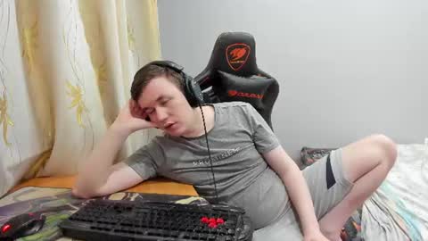 Snapshot of iliaskrislove chatting on 06.17.26 iliaskris online show from 06.17.26